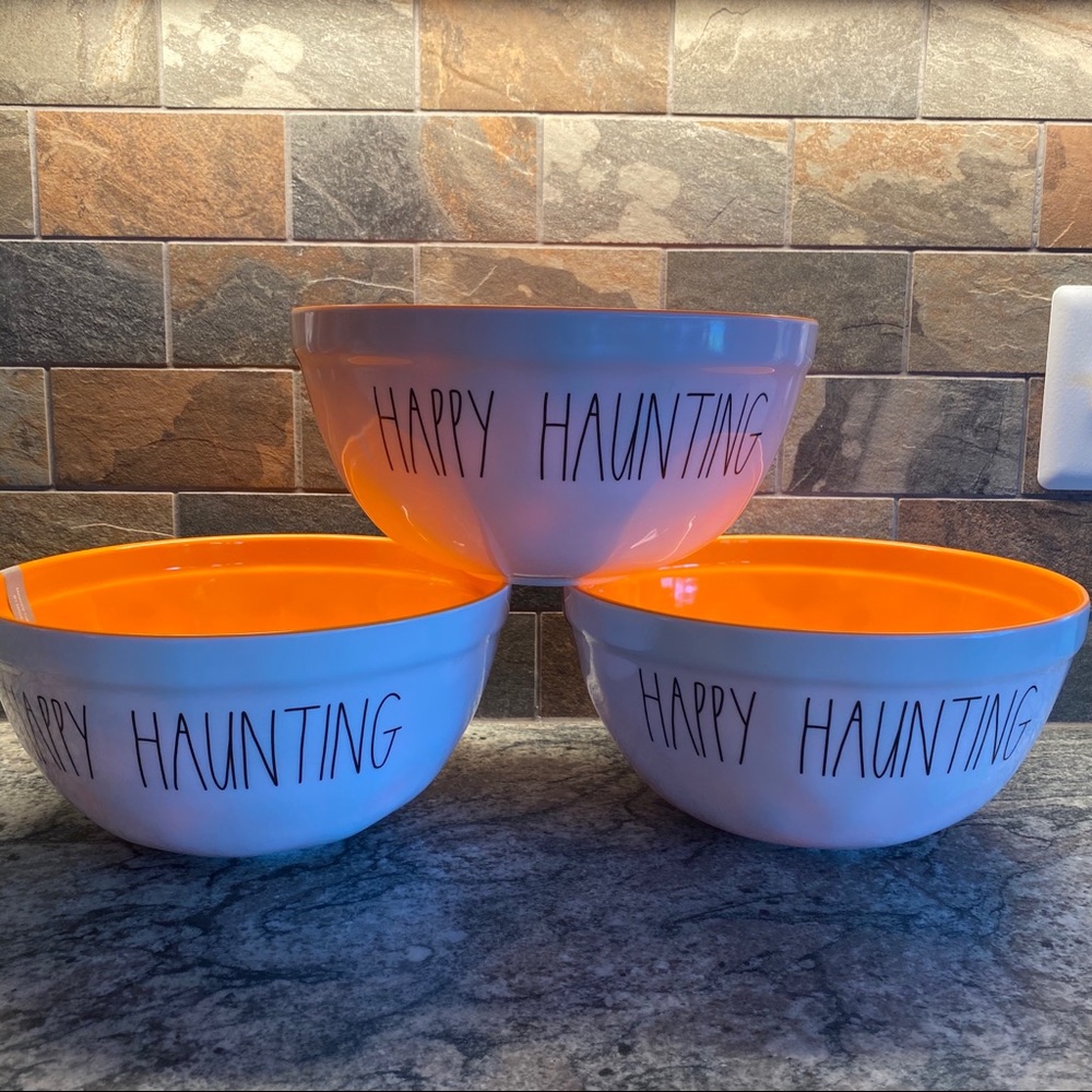 NWT Rae Dunn Happy Haunting Halloween serving bowl